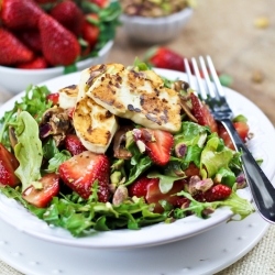 Strawberry and Warm Halloumi Salad