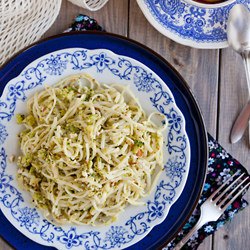 Pasta with Broccoli Pesto