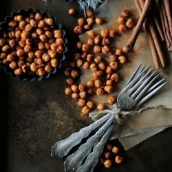 Cinnamon & Honey Roasted Chickpeas