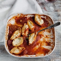 Tomato Pasta With Four Cheeses