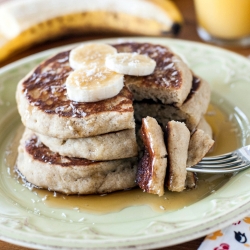 Vegan Banana-Coconut Pancakes