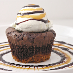 Chocolate Chip Oreo Brownie Cup