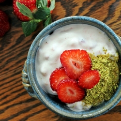 Strawberry Pistachio Yogurt