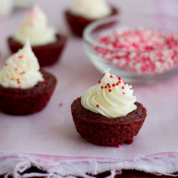 Red Velvet Brownie Cups