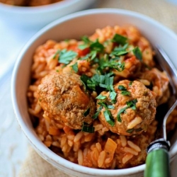 Meatballs with Rice in One Pot