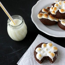 Peanut Butter S’mores Baked Donuts