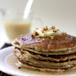 Banana Pecan Pancakes