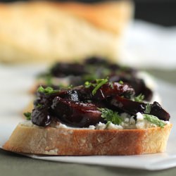 Wine Roasted Mushroom Crostini