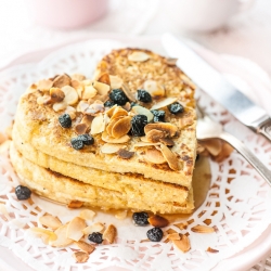 Oatmeal & Almond Love Pancakes