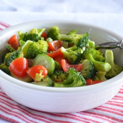 Tomato Broccoli Salad