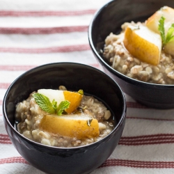 Porridge with Pear Compote