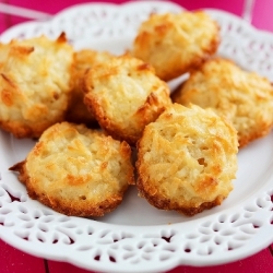 Easy Coconut Macaroons