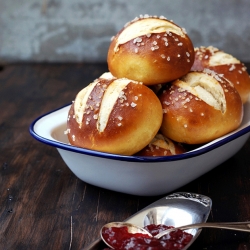 Swiss Pretzel Rolls