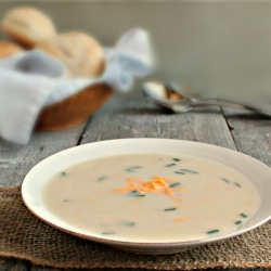 Creamy Cheese Cauliflower Soup