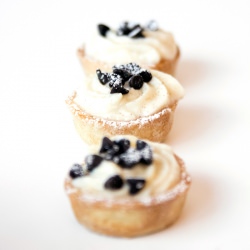 Mini Cannoli Cups