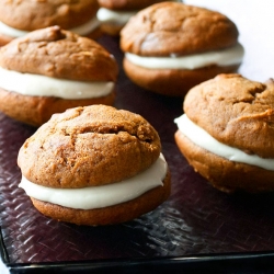 Pumpkin Whoopie Pies