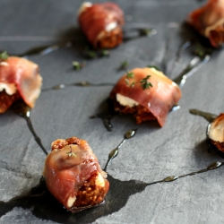 Prosciutto Wrapped Stuffed Figs