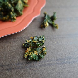 Cheezy Kale Chips