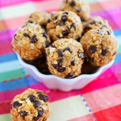 No-Bake Energy Granola Bites