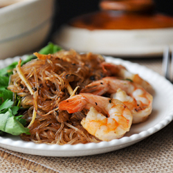 Shrimp Noodle Clay Pot