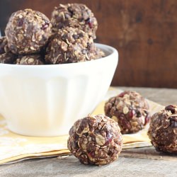 Chocolate Cranberry Energy Bites