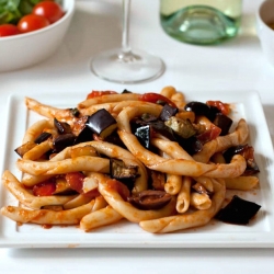 Busiati with Eggplant and Garlic