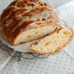 Maple-iced Fruity Advent Bread