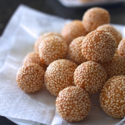 Bánh Cam/Fried Sesame Balls