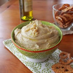 Classic Homemade Hummus