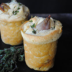 Shallot & Thyme Dinner Rolls