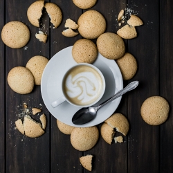 Amaretti Biscuits