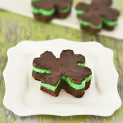 Chocolate & Mint Shamrock Brownies