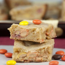 Reeses Pieces Blondies