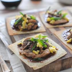 Mini Moo Shu Pork Pizzas