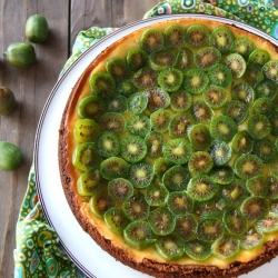 Baby Kiwi Mascarpone Cheesecake