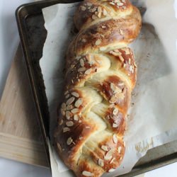 Greek Easter Bread (Tsoureki)