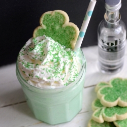 Boozy Shamrock Shake