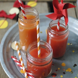 Juice with Mango and Beetroot