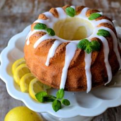 Strong Lemon Cake