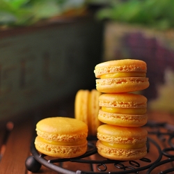 Orange Macarons