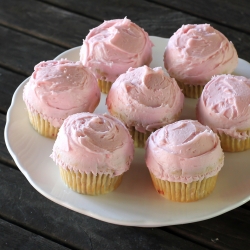 Rhubarb Cupcakes