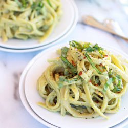 Avocado and Gouda Cheese Pasta