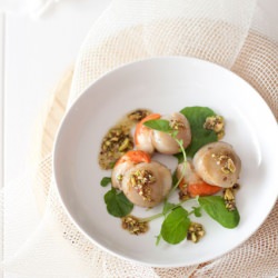 Scallops with Pistachio Oil