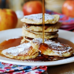 Apple Cinnamon Yogurt Pancakes