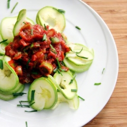 Zucchini Noodles with Tomato Sauce