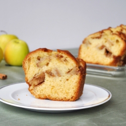 Apple Swirl Cake