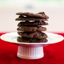 Vegan Cherry-Chocolate Cookies