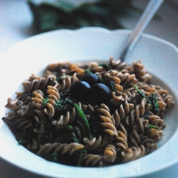 Pasta with Olive-Almond Pesto