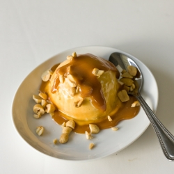 Caramel-Peanut Sundaes