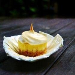 Mini Lemon Meringue Cheesecakes